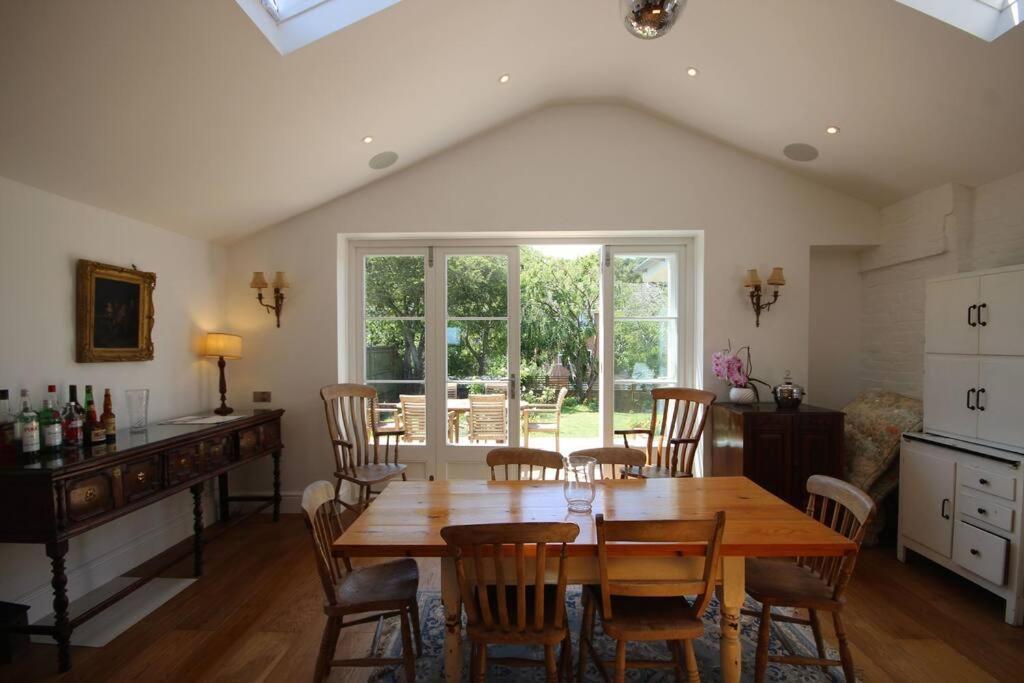 Downsview Villa Kingsdown  Eksteriør billede