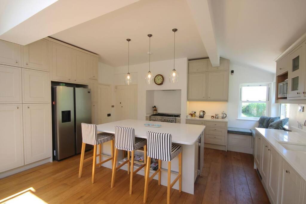 Downsview Villa Kingsdown  Eksteriør billede
