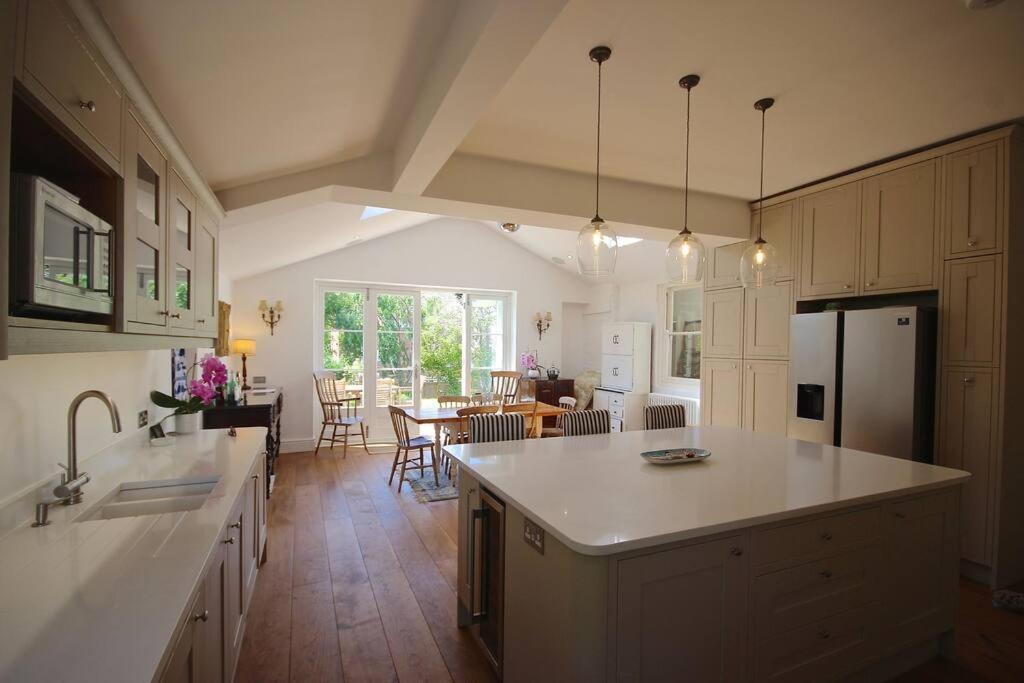Downsview Villa Kingsdown  Eksteriør billede