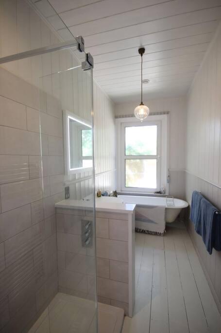 Downsview Villa Kingsdown  Eksteriør billede
