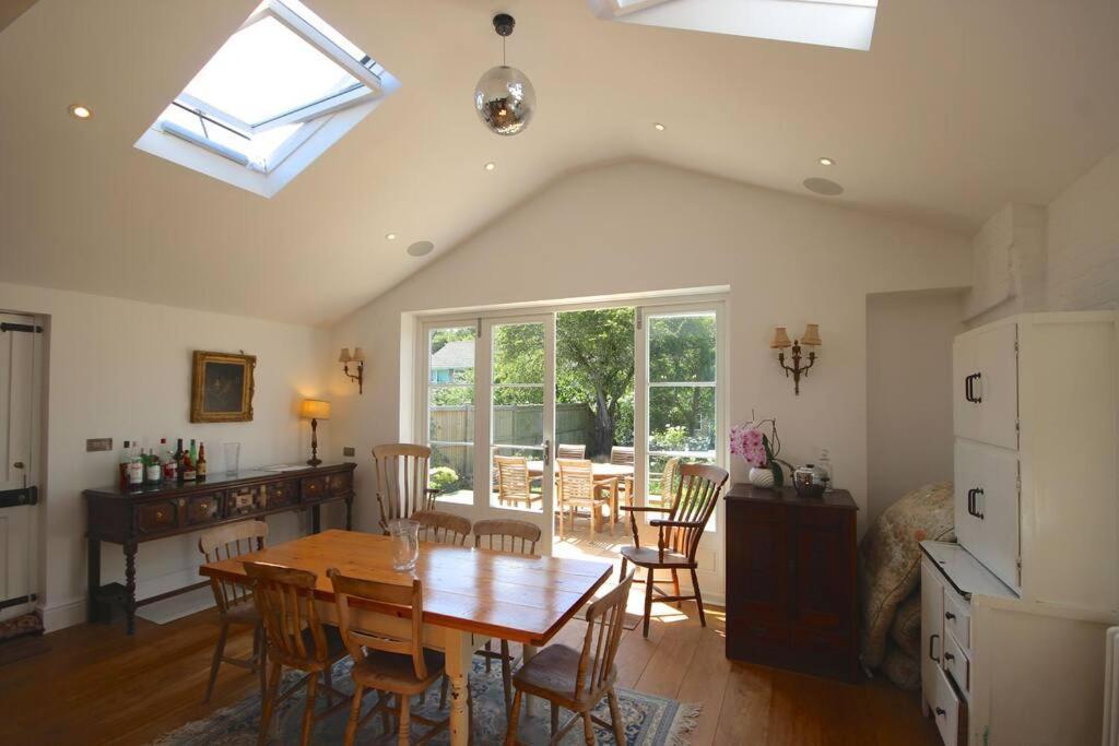 Downsview Villa Kingsdown  Eksteriør billede